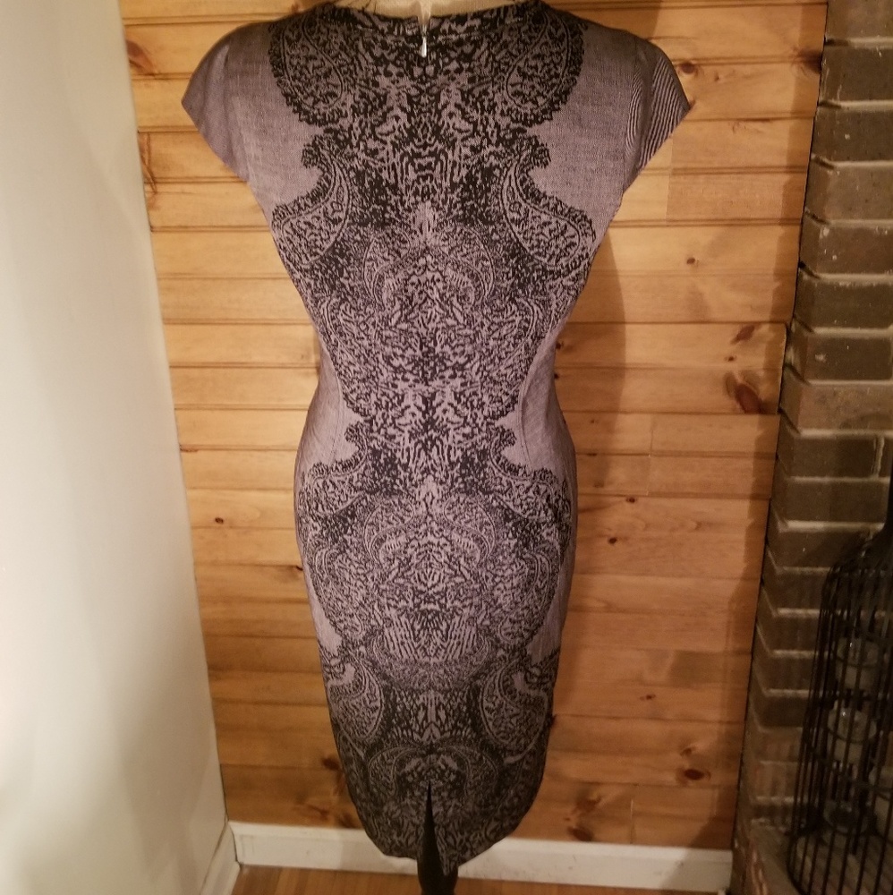 Anne Klein dress. - Picture 3 of 3